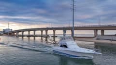 1998 Viking 47 Convertible photo 4