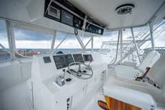 1998 Viking 47 Convertible photo 9