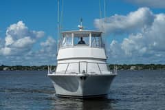 1998 Viking 47 Convertible photo 3