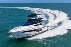 2023 Fairline Squadron 50 photo 5