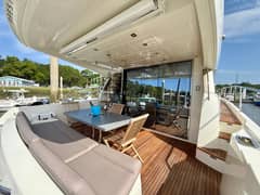 2017 Prestige 560 Fly photo 9