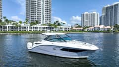 2022 Sea Ray Sundancer 320 OB photo 1