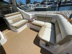 2012 Tiara Yachts 3100 Coronet photo 6