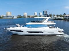 2018 Prestige 680 photo 6