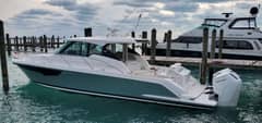 2022 Tiara Yachts 43 LE "3Ss" photo 7