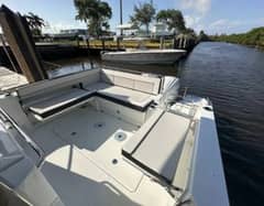 2024 Jeanneau 10.5 Walkaround photo 4