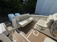 2018 Boston Whaler 320 Vantage "G-MAN" photo 6