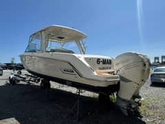 2018 Boston Whaler 320 Vantage "G-MAN" photo 4