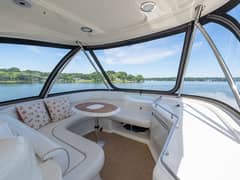 2010 Sea Ray 580 Sedan Bridge "UPSIDE" photo 7