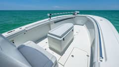 2021 Yellowfin 36 Offshore photo 3