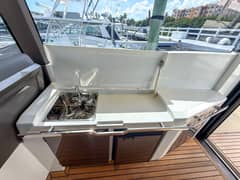 2019 Galeon photo 7