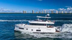2023 Sirena Flybridge "Mystic Blue" photo 1