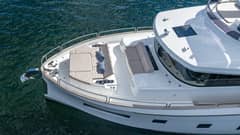 2023 Sirena Flybridge "Mystic Blue" photo 9