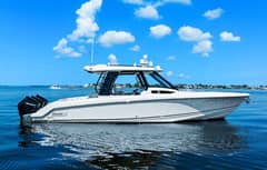 2023 Boston Whaler 350 Realm "UNPLUGGED" photo 1