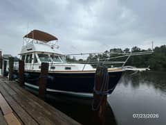 2005 Sabre Flybridge "Lucille" photo 2
