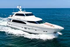 2006 Horizon 82 Skylounge "SWEET SARAH" photo 1
