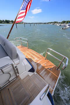 2023 Riviera 5400 Sport Yacht photo 6
