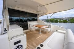 2019 Riviera 5400 Sport Yacht photo 9