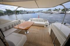 2019 Riviera 5400 Sport Yacht photo 8