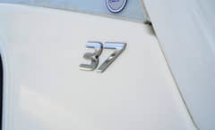 2024 Regulator 37 photo 9