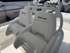 2015 Regulator 34 photo 6