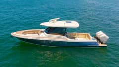 2022 Chris-Craft 35 Calypso photo 2