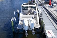 2024 Sea Ray SLX 310 Outboard photo 8