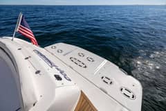 2010 Sea Ray 500 Sundancer photo 8