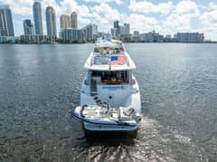 2004 Lazzara Yachts 80 Open Fly "Aphrodite" photo 3