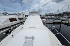2000 Ocean Yachts 56 Super Sport "Members Only" photo 9