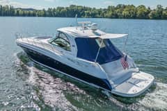2005 Sea Ray 500 Sundancer photo 9