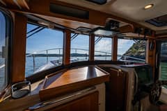 2016 Ranger Tugs R-31 CB "Cadence" photo 9