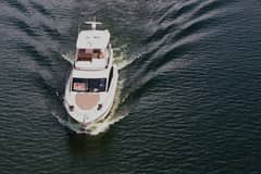 2017 Sea Ray Fly 400 "Liquor Life" photo 4