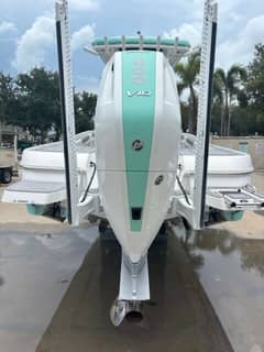 2025 Caymas 28 HB "Dolphin Magnet" photo 6