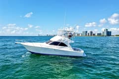 2015 Viking 42 Convertible photo 4