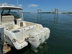 2016 Boston Whaler photo 5