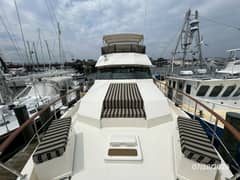 1987 Hatteras "Material Girl" photo 8