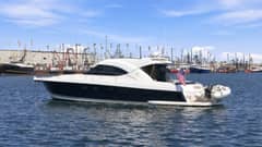 2009 Riviera 4700 Sport Yacht "Strider" photo 4