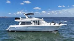 2001 Navigator 5300 Classic "Lady K" photo 1