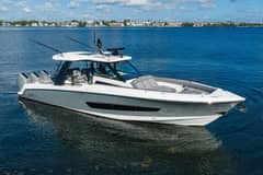 2024 Boston Whaler Outrage "GATE KEEPER" photo 1