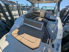 2019 Sea Ray Sundancer 320 photo 4