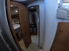 2002 Carver 466 Motor Yacht photo 9