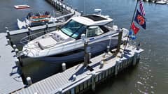 2023 Sea Ray 320 Sundancer photo 8