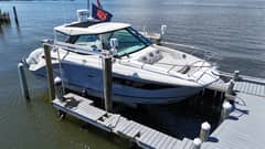 2023 Sea Ray 320 Sundancer photo 2
