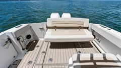 2019 Boston Whaler 320 Vantage "Thou Shell Knot" photo 3
