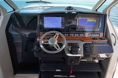 2018 Tiara Yachts photo 7