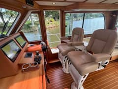 2012 Sabre 42 Salon Express "Sundog" photo 4