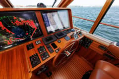 2016 Hunt Yachts 72 Flybridge "Pronto" photo 7