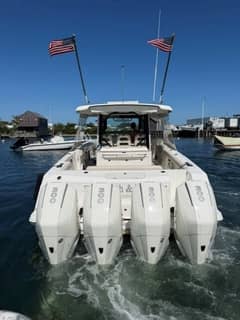 2021 Boston Whaler 380 Outrage "TOOTH AND NAIL" photo 4