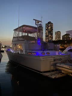 2000 Mainship 430 "Water Colors" photo 3